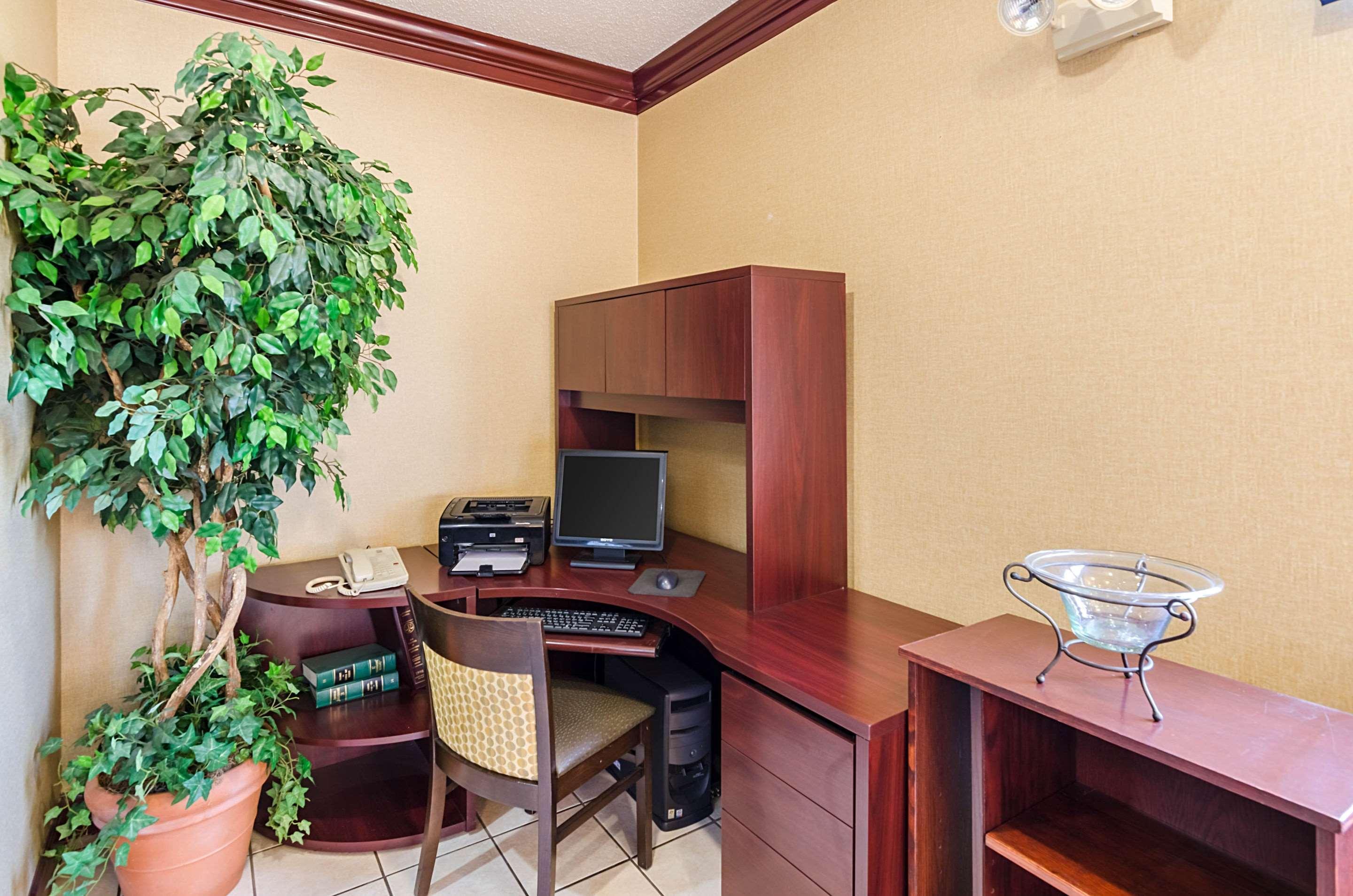 Quality Inn Lynchburg Near University Exteriör bild